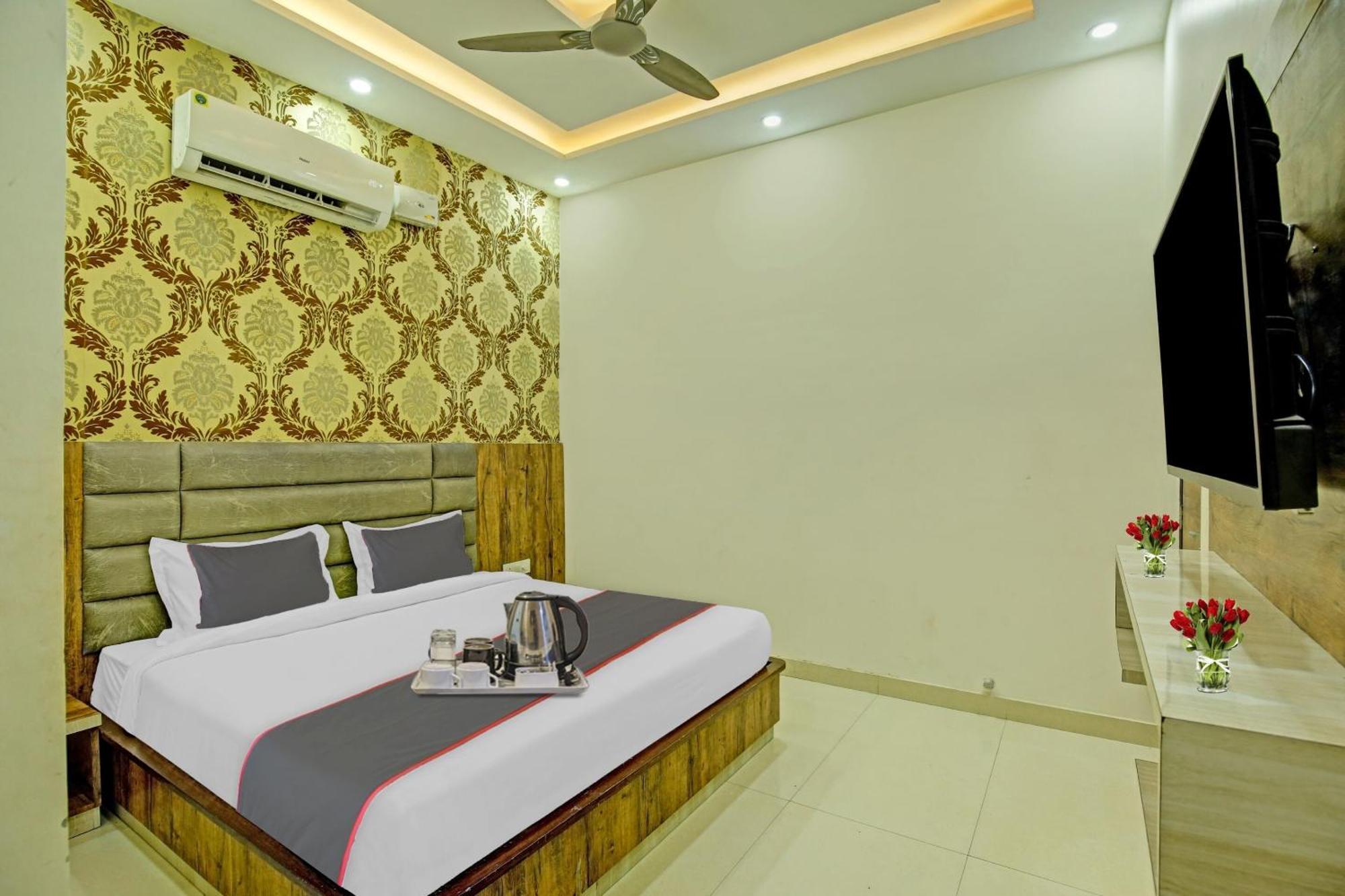 Collection O Rd Hotel Zirakpur Eksteriør bilde